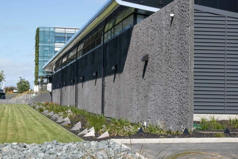 Airways Air Traffic Control Facility